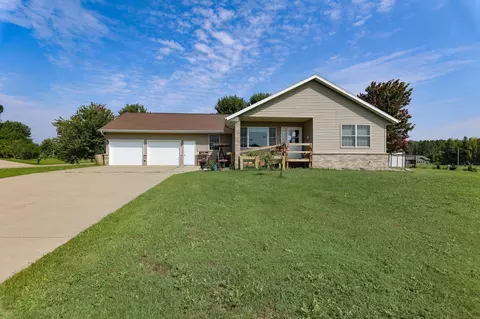 402 Doc Hanson St, New York Mills, MN 56567
