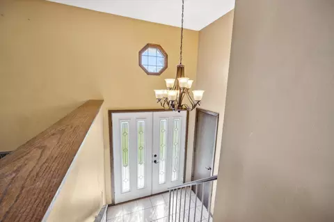 1305 Wilderness Run Dr, Eagan, MN 55123 photo 9