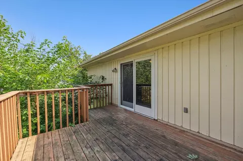 1305 Wilderness Run Dr, Eagan, MN 55123 photo 5