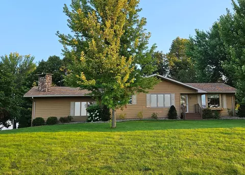 67923 270th St, Alden, MN 56009