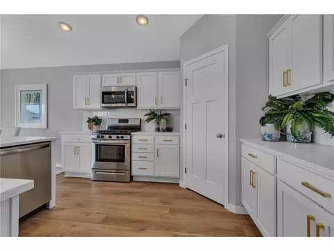 14421 Kimberlee Dr N, Baxter, MN 56425 photo 4