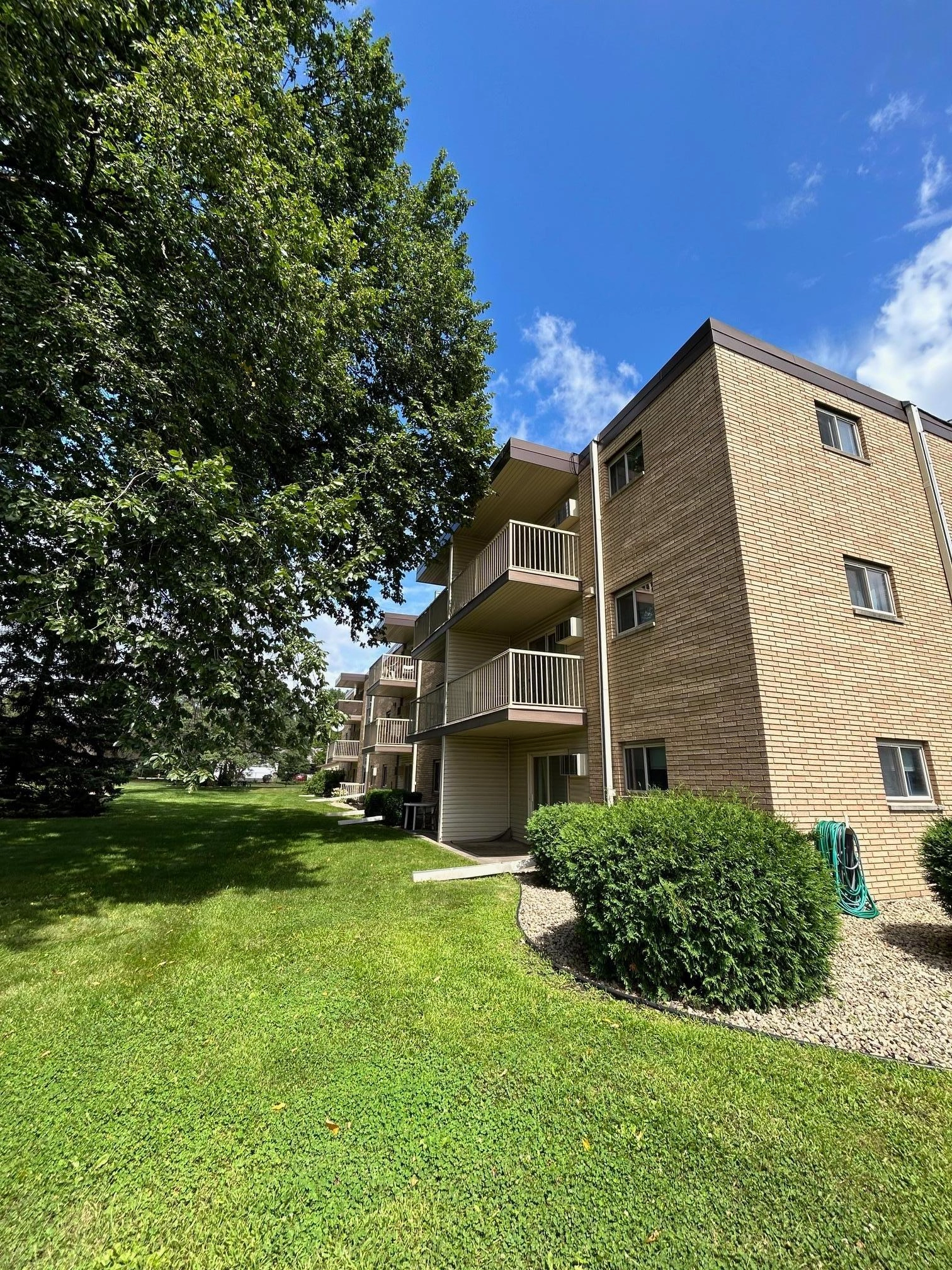 3153 Old Highway 8 Unit 306  