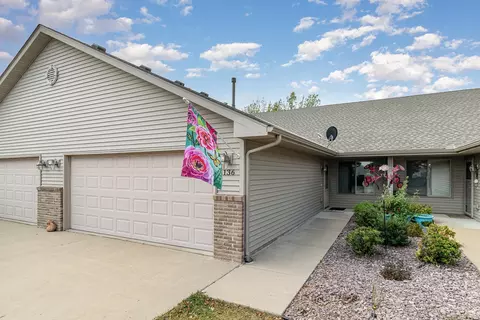 136 S Linden St, Belle Plaine, MN 56011