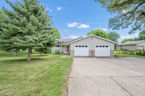1815 Albion Ave, Fairmont, MN 56031