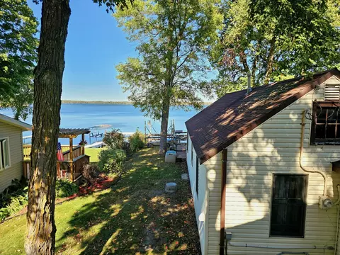 Exterior - 40787 Kleins Dr, Perham, MN 56573 photo 7 of 11