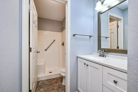3440 Golfview Dr #204, Eagan, MN 55123 photo 18