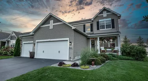 1498 Hickory Ln, Waconia, MN 55387