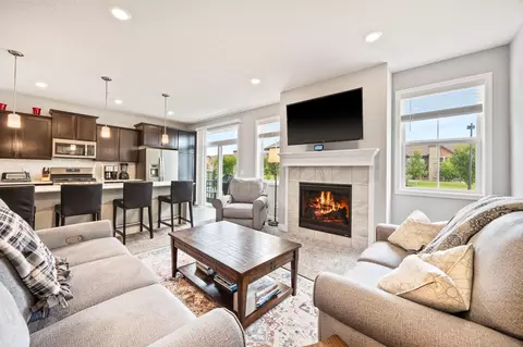 4226 Corn Silk Way, Woodbury, MN 55129