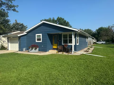 107 Fremont St, Marshall, MN 56258