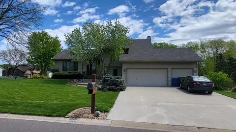 4670 Cottonwood Ln N, Plymouth, MN 55442