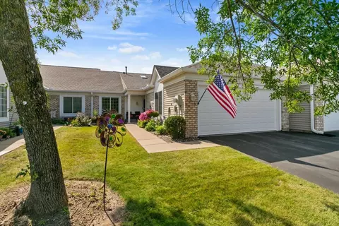 7575 Ojibway Park Ct, Woodbury, MN 55125