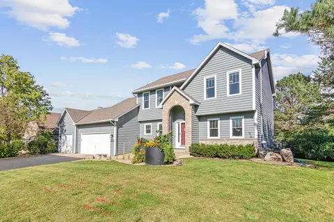 8770 Everest Ln N, Maple Grove, MN 55311