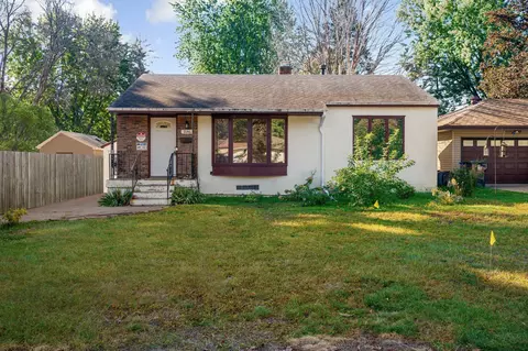 2146 Ames Ave, Saint Paul, MN 55119