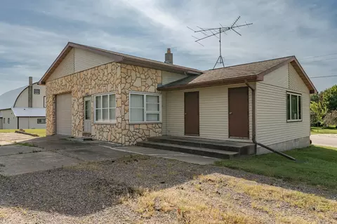 131 W Highway 14, Utica, MN 55979