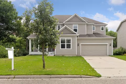 1176 Maple Ln, Roseville, MN 55113