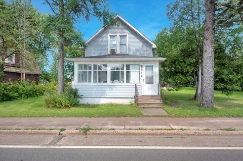 3721 E 2nd St, Superior, WI 54880