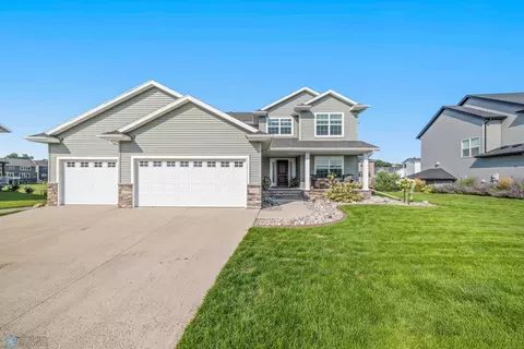 3352 2nd St E, West Fargo, ND 58078