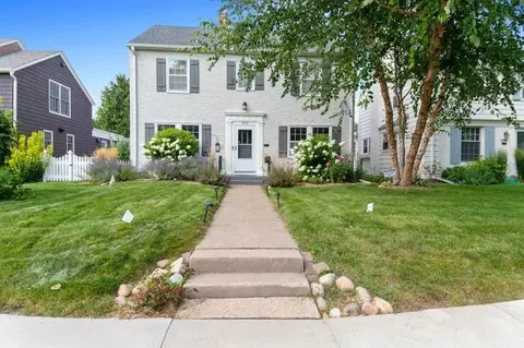 1215 Hartford Ave, Saint Paul, MN 55116