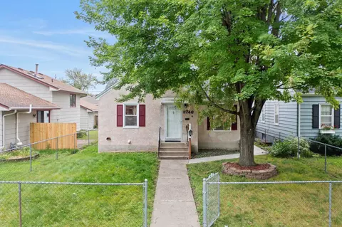 3746 Major Ave N, Robbinsdale, MN 55422