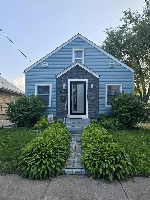 1109 Marian St, Winona, MN 55987