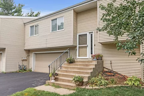 7032 Homestead Ave S, Cottage Grove, MN 55016