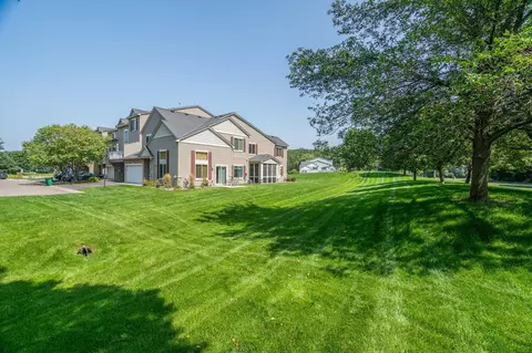 3888 Abercrombie Ln, Stillwater, MN 55082