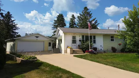 115 3rd Ave NW, Byron, MN 55920