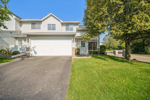 8639 Quarry Ridge Ln #J, Woodbury, MN 55125