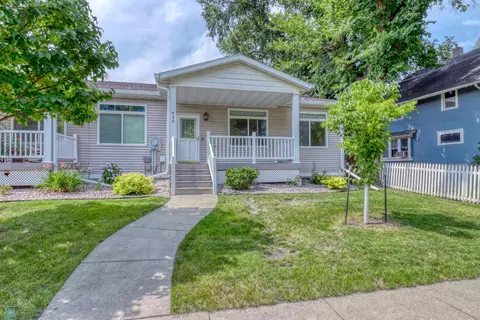 820 3rd St N #820, Fargo, ND 58102
