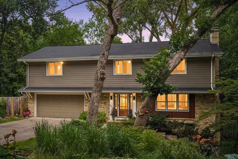 14268 Coronet Dr, Minnetonka, MN 55345