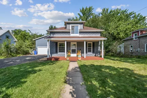 715 N Cascade St, Osceola, WI 54020