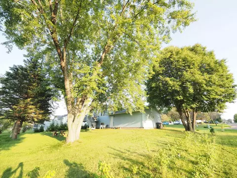 501 5th St E, Wanamingo, MN 55983 photo 9