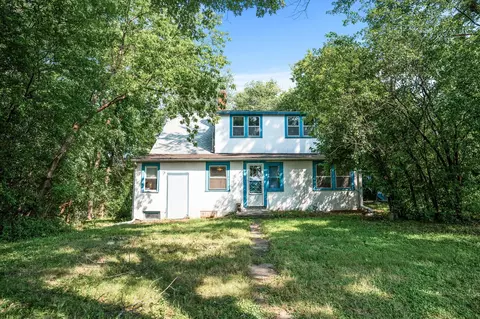 1648 Silver Lake Rd NW, New Brighton, MN 55112