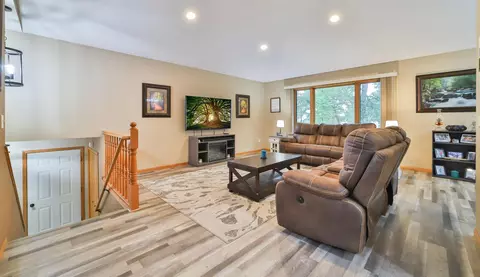 13870 Cherrywood Dr, Baxter, MN 56425 photo 5