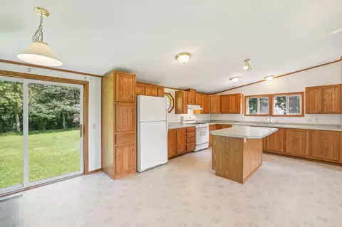 422 5th E, Centuria, WI 54824 photo 6