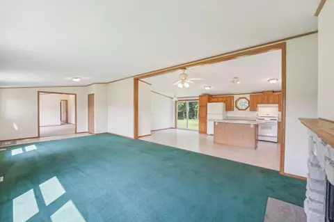 422 5th E, Centuria, WI 54824 photo 5