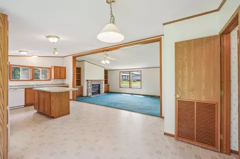 422 5th E, Centuria, WI 54824 photo 7