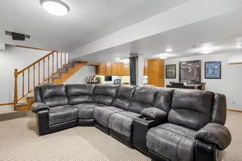 2133 Marble Ln, Eagan, MN 55122 photo 13