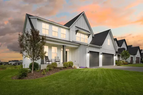 10669 38th Trl N, Lake Elmo, MN 55042
