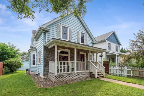 948 Lawson Ave E, Saint Paul, MN 55106