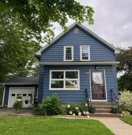 520 Marshall St S, Caledonia, MN 55921