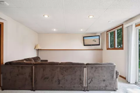 115 Meadow Dr, Loretto, MN 55357 photo 32