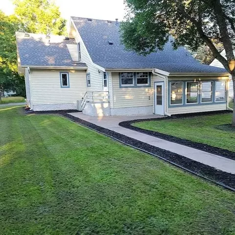1523 8th Ave SE, Saint Cloud, MN 56304