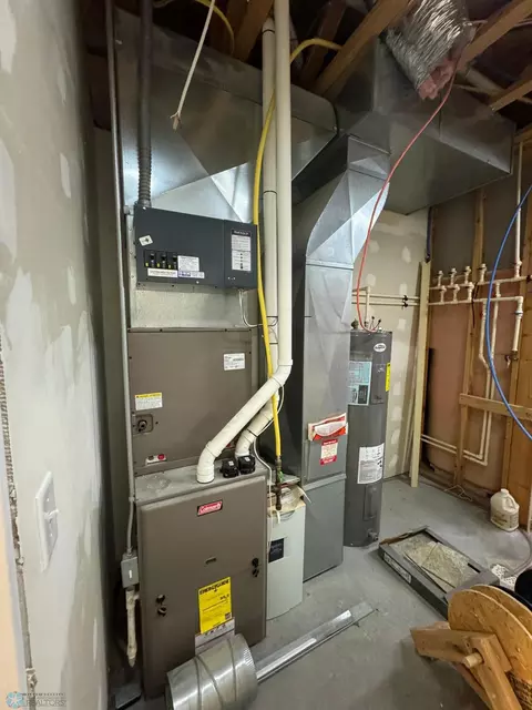140 3rd Ave S, Kindred, ND 58051 photo 33