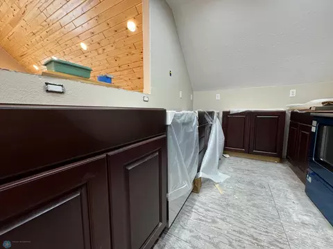 140 3rd Ave S, Kindred, ND 58051 photo 14