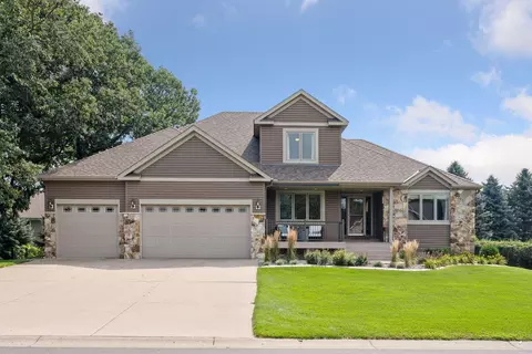 17897 Elgin St NW, Elk River, MN 55330