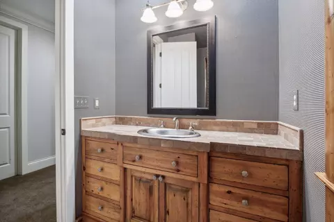 Bath - 20735 Linwood Rd, Excelsior, MN 55331 photo 6 of 6