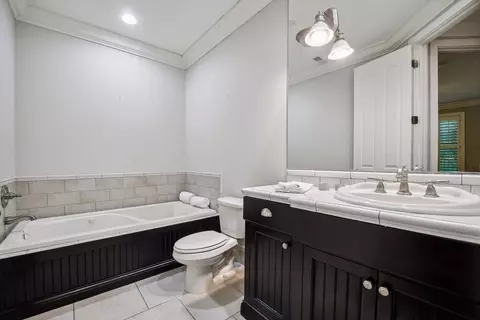 Bath - 20735 Linwood Rd, Excelsior, MN 55331 photo 5 of 6