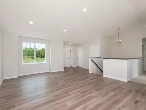 2123 River Bend Trl, Mayer, MN 55360 photo 5