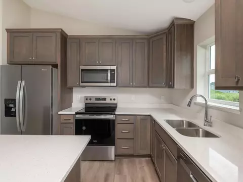 2123 River Bend Trl, Mayer, MN 55360 photo 12